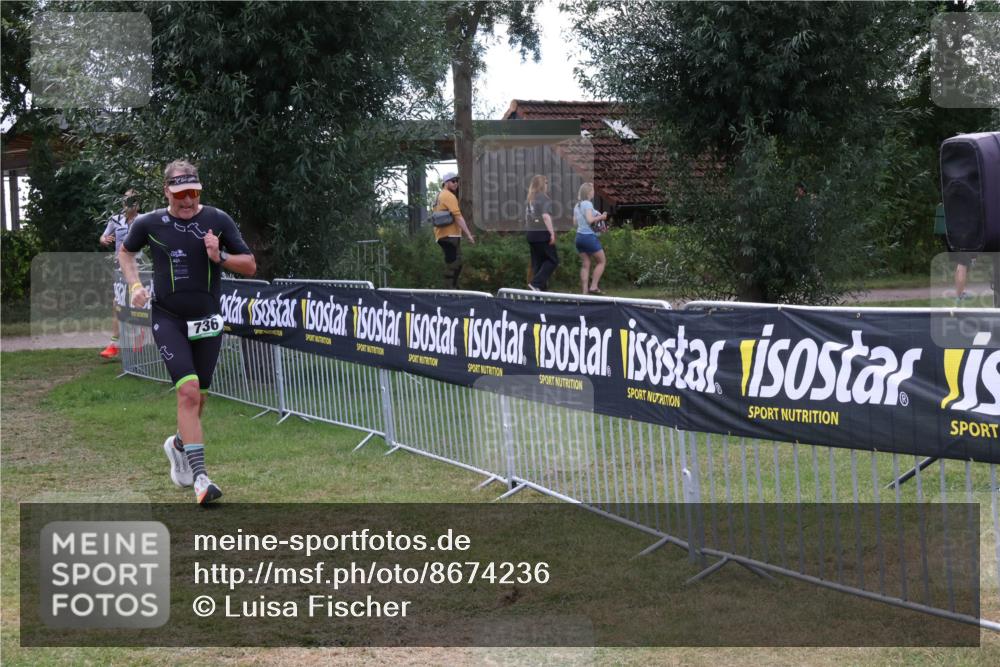 31.08.2025 - Elbe Triathlon Hamburg Luisa Fischer http://msf.ph/oto/8674236 31.08.2025 11:32:01 Laufen 736 meine-sportfotos.de