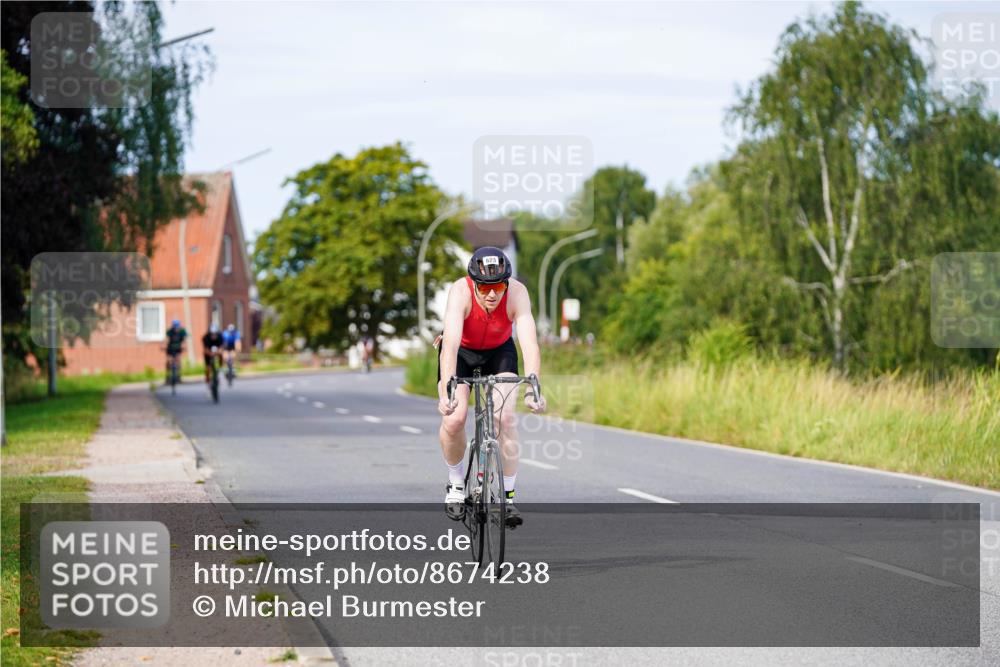 31.08.2025 - Elbe Triathlon Hamburg Michael Burmester http://msf.ph/oto/8674238 31.08.2025 10:14:22 Radfahren 623, 731 meine-sportfotos.de