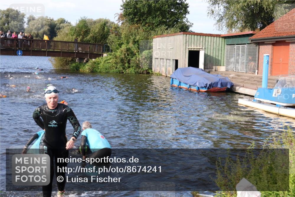 31.08.2025 - Elbe Triathlon Hamburg Luisa Fischer http://msf.ph/oto/8674241 31.08.2025 08:47:20 Schwimmen 290, 347 meine-sportfotos.de