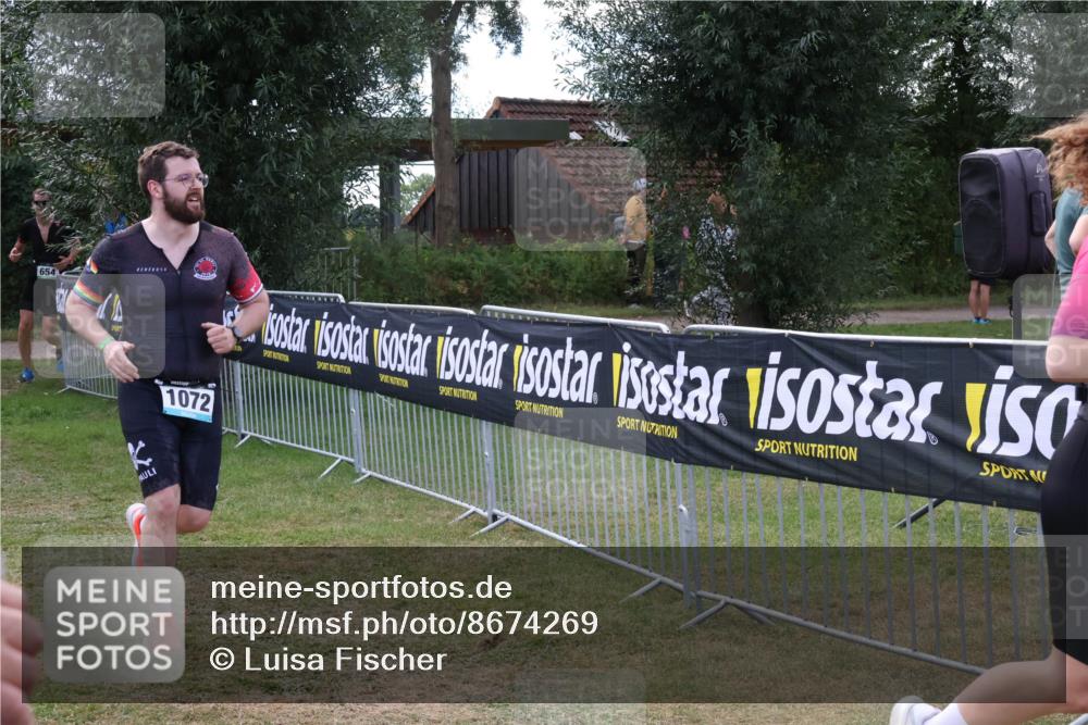 31.08.2025 - Elbe Triathlon Hamburg Luisa Fischer http://msf.ph/oto/8674269 31.08.2025 11:32:13 Laufen 654, 1072 meine-sportfotos.de