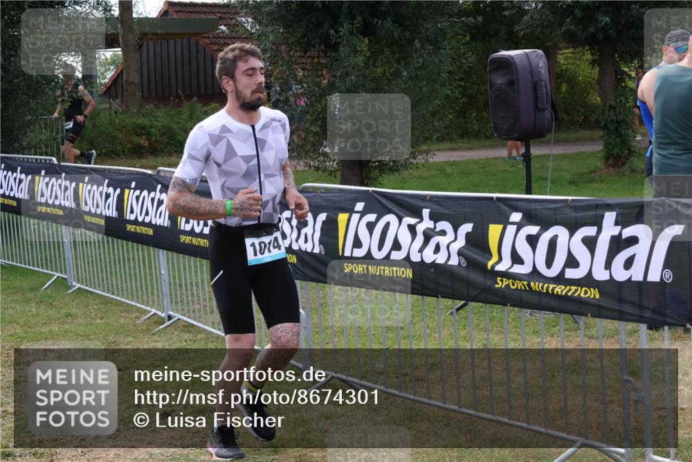 31.08.2025 - Elbe Triathlon Hamburg Luisa Fischer http://msf.ph/oto/8674301 31.08.2025 11:32:54 Laufen 1014 meine-sportfotos.de