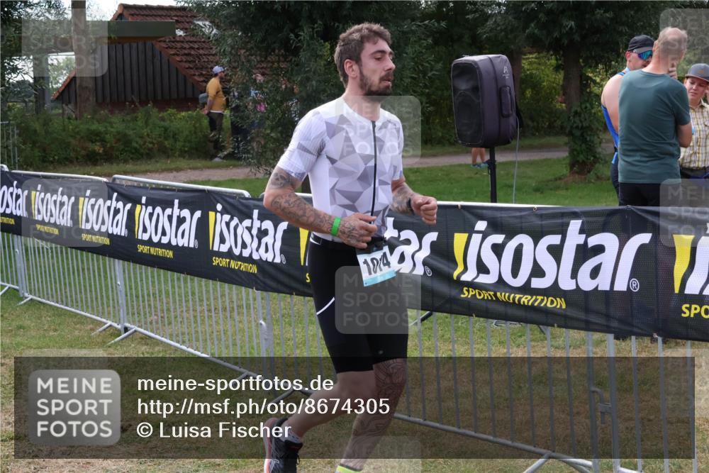 31.08.2025 - Elbe Triathlon Hamburg Luisa Fischer http://msf.ph/oto/8674305 31.08.2025 11:32:55 Laufen 184 meine-sportfotos.de