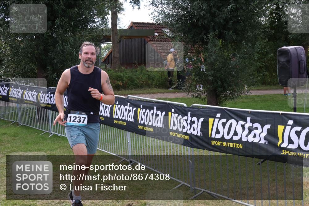 31.08.2025 - Elbe Triathlon Hamburg Luisa Fischer http://msf.ph/oto/8674308 31.08.2025 11:32:57 Laufen 1237 meine-sportfotos.de
