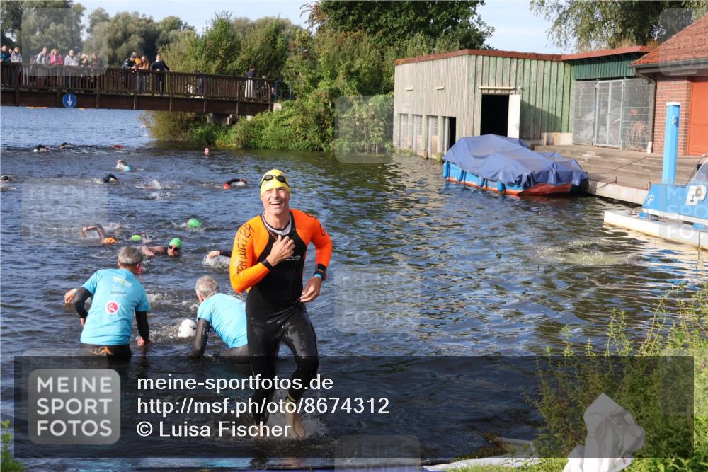 31.08.2025 - Elbe Triathlon Hamburg Luisa Fischer http://msf.ph/oto/8674312 31.08.2025 08:47:36 Schwimmen 351, 357, 366, 371 meine-sportfotos.de