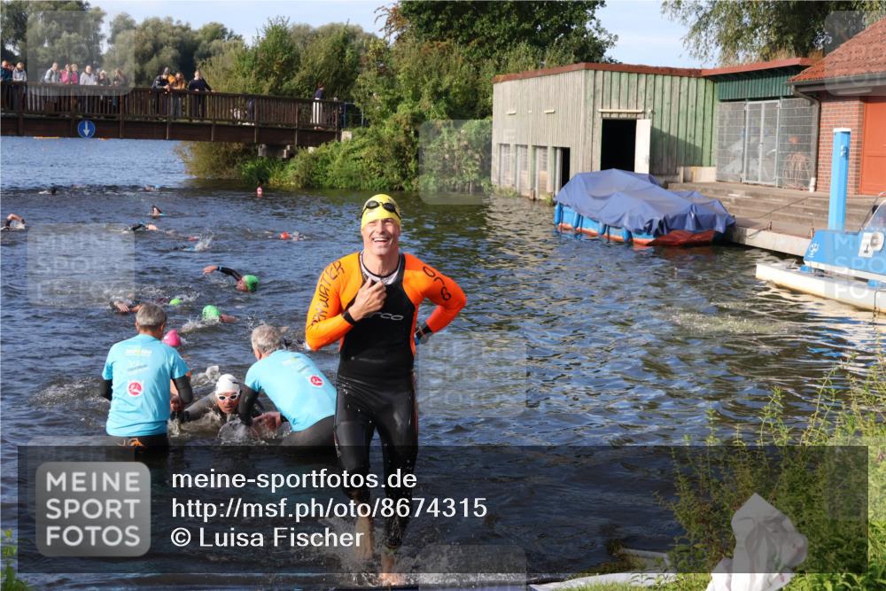 31.08.2025 - Elbe Triathlon Hamburg Luisa Fischer http://msf.ph/oto/8674315 31.08.2025 08:47:36 Schwimmen 351, 357, 366, 371 meine-sportfotos.de