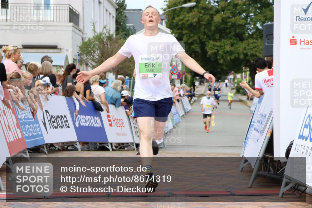 31.08.2025 - 21. Blankeneser Heldenlauf Strokosch-Dieckow http://msf.ph/oto/8674319 31.08.2025 10:51:18 Ziel 3388, 3292 meine-sportfotos.de
