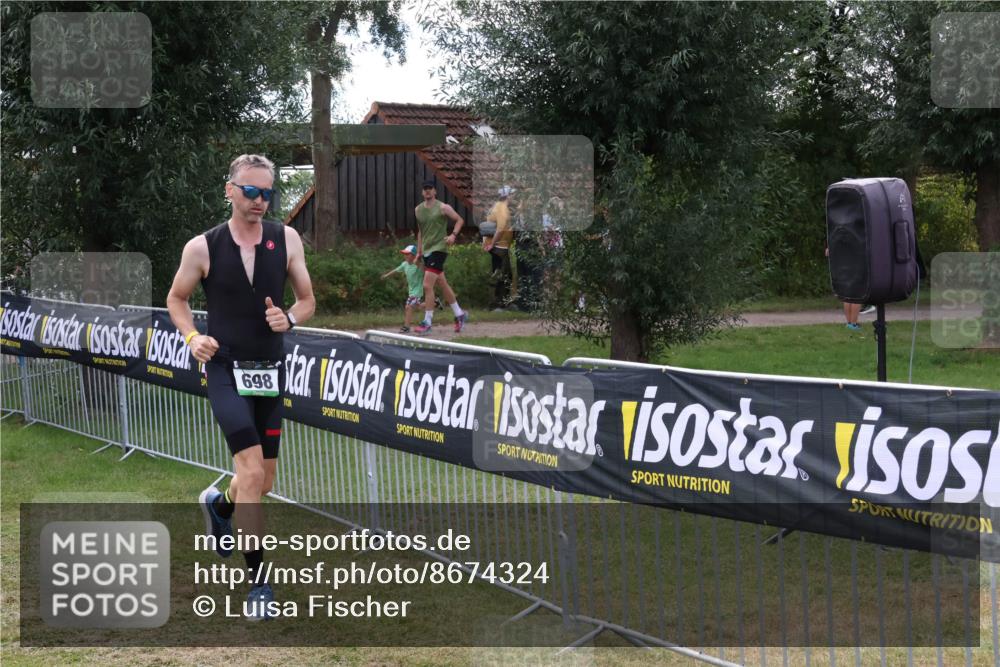 31.08.2025 - Elbe Triathlon Hamburg Luisa Fischer http://msf.ph/oto/8674324 31.08.2025 11:33:00 Laufen 698 meine-sportfotos.de