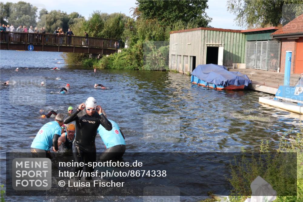 31.08.2025 - Elbe Triathlon Hamburg Luisa Fischer http://msf.ph/oto/8674338 31.08.2025 08:47:39 Schwimmen 278, 351, 357, 366, 371 meine-sportfotos.de