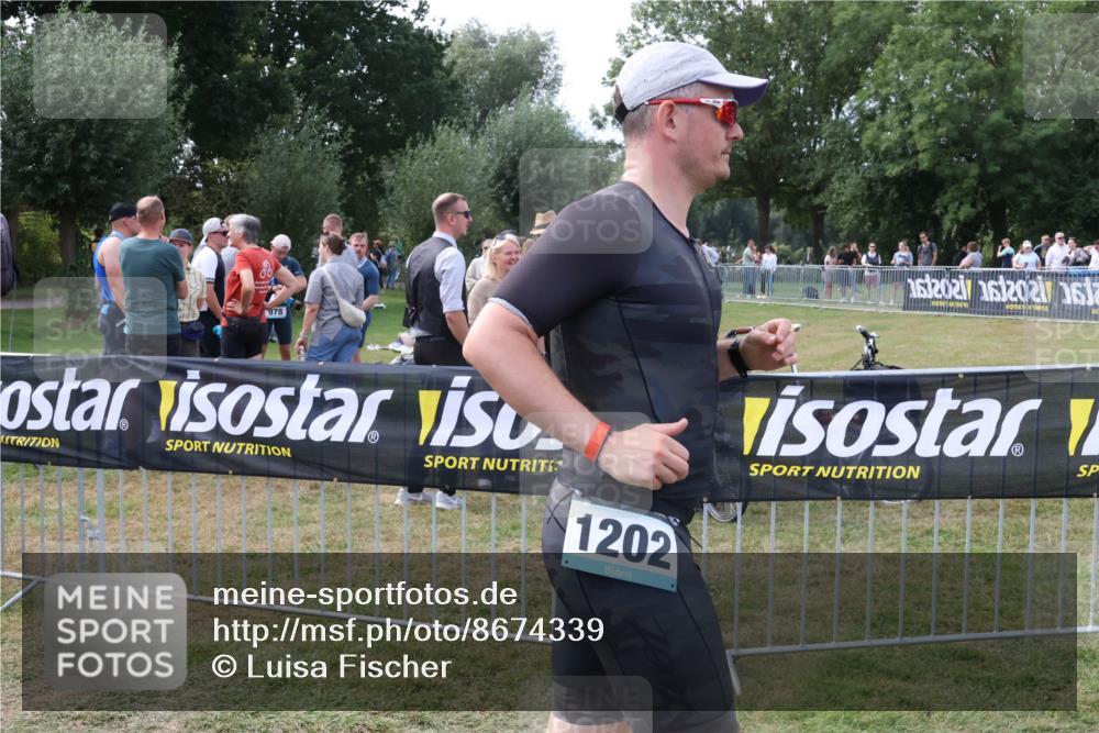 31.08.2025 - Elbe Triathlon Hamburg Luisa Fischer http://msf.ph/oto/8674339 31.08.2025 11:33:04 Laufen 978, 1202, 161202, 16, 2021, 16 meine-sportfotos.de