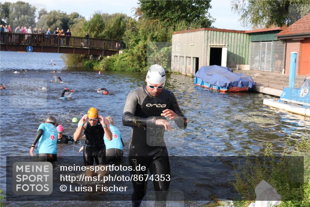 31.08.2025 - Elbe Triathlon Hamburg Luisa Fischer http://msf.ph/oto/8674353 31.08.2025 08:47:41 Schwimmen 249, 278, 316, 351, 357, 366, 371 meine-sportfotos.de