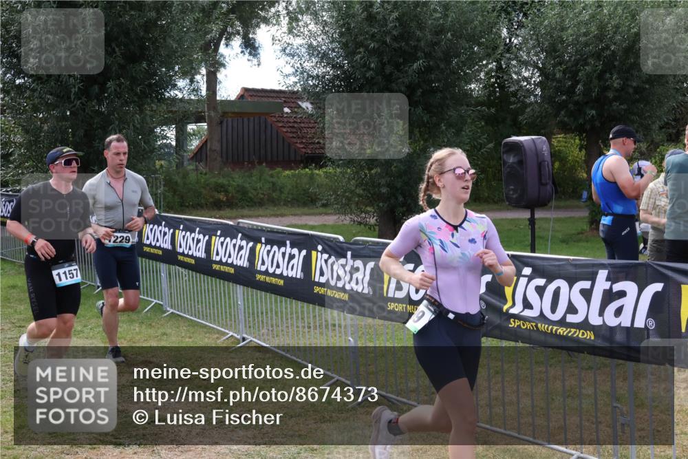 31.08.2025 - Elbe Triathlon Hamburg Luisa Fischer http://msf.ph/oto/8674373 31.08.2025 11:33:26 Laufen 229, 1157 meine-sportfotos.de