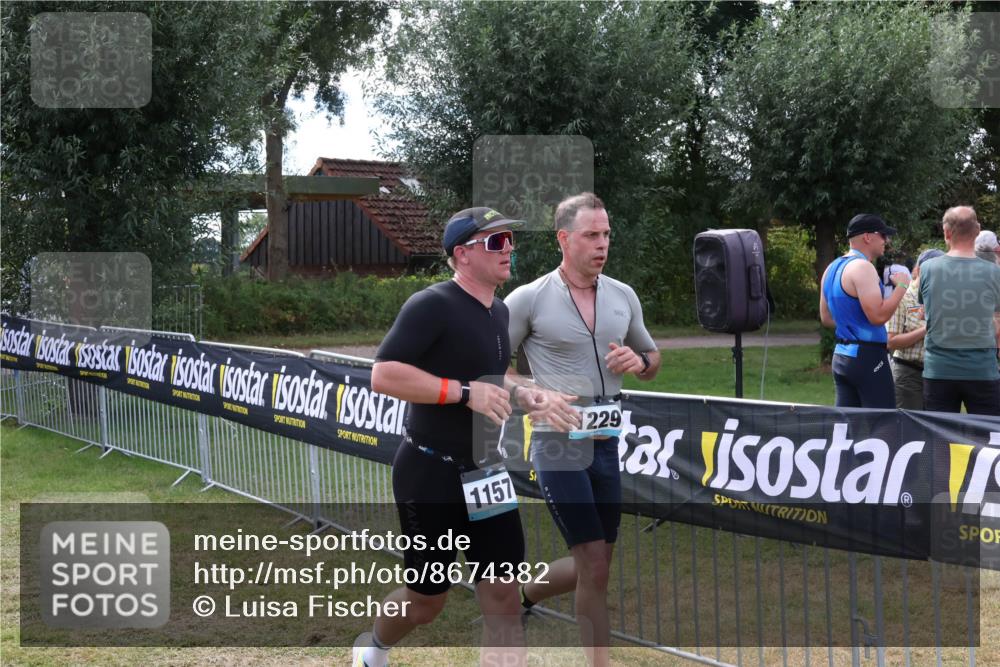31.08.2025 - Elbe Triathlon Hamburg Luisa Fischer http://msf.ph/oto/8674382 31.08.2025 11:33:28 Laufen 1157, 229 meine-sportfotos.de
