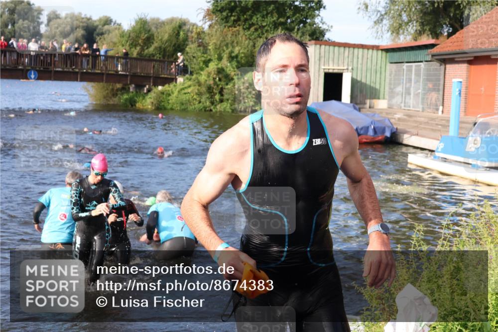 31.08.2025 - Elbe Triathlon Hamburg Luisa Fischer http://msf.ph/oto/8674383 31.08.2025 08:47:44 Schwimmen 249, 278, 282, 316, 357, 366, 371 meine-sportfotos.de