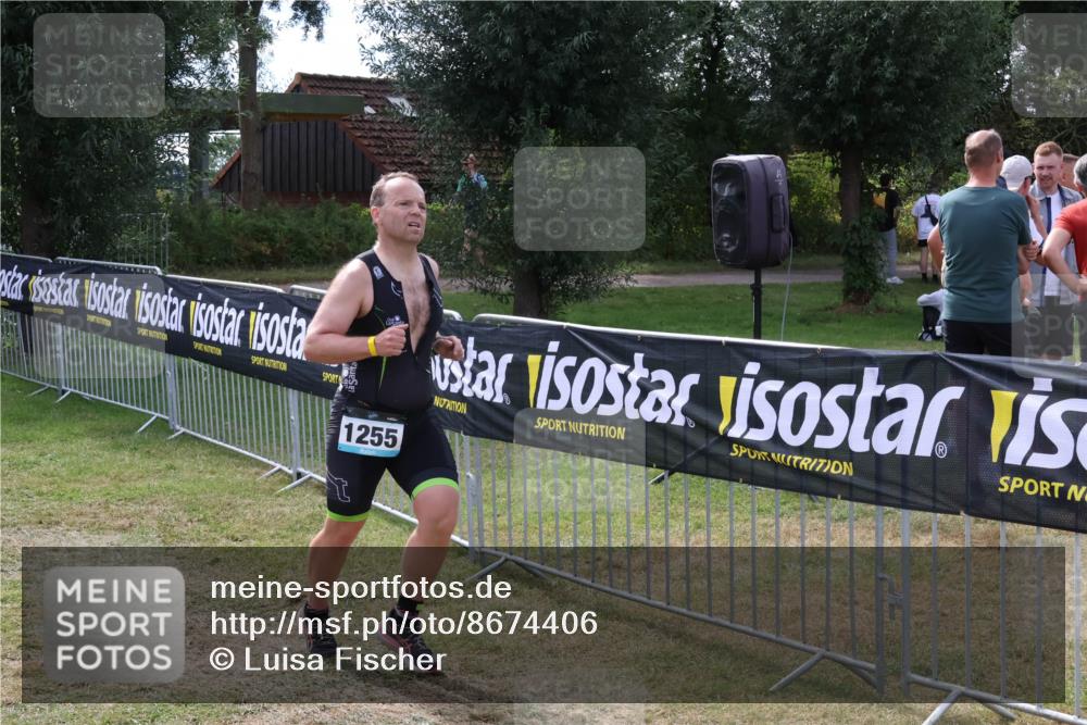 31.08.2025 - Elbe Triathlon Hamburg Luisa Fischer http://msf.ph/oto/8674406 31.08.2025 11:33:49 Laufen 1255 meine-sportfotos.de