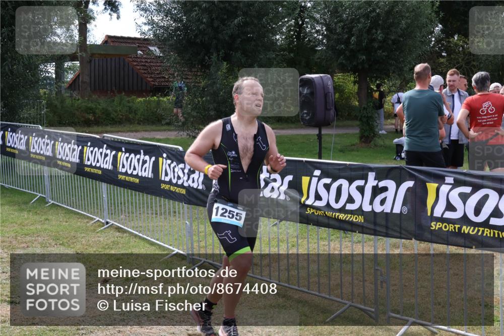 31.08.2025 - Elbe Triathlon Hamburg Luisa Fischer http://msf.ph/oto/8674408 31.08.2025 11:33:50 Laufen 1255 meine-sportfotos.de