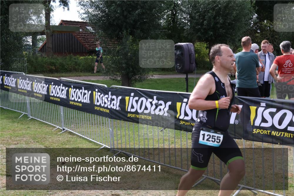 31.08.2025 - Elbe Triathlon Hamburg Luisa Fischer http://msf.ph/oto/8674411 31.08.2025 11:33:50 Laufen 1255 meine-sportfotos.de