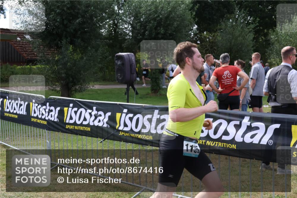 31.08.2025 - Elbe Triathlon Hamburg Luisa Fischer http://msf.ph/oto/8674416 31.08.2025 11:34:05 Laufen 1735 meine-sportfotos.de
