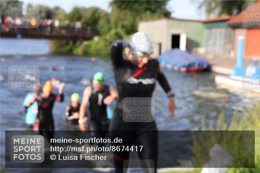 31.08.2025 - Elbe Triathlon Hamburg Luisa Fischer http://msf.ph/oto/8674417 31.08.2025 08:47:49 Schwimmen 249, 278, 282, 308, 316, 371 meine-sportfotos.de