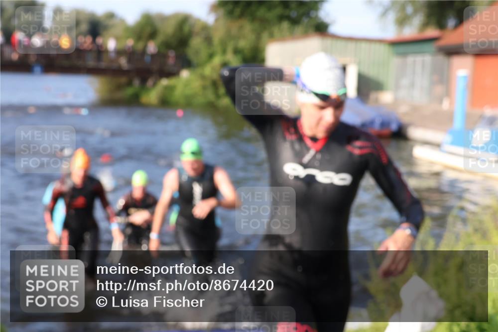 31.08.2025 - Elbe Triathlon Hamburg Luisa Fischer http://msf.ph/oto/8674420 31.08.2025 08:47:49 Schwimmen 249, 278, 282, 308, 316, 371 meine-sportfotos.de