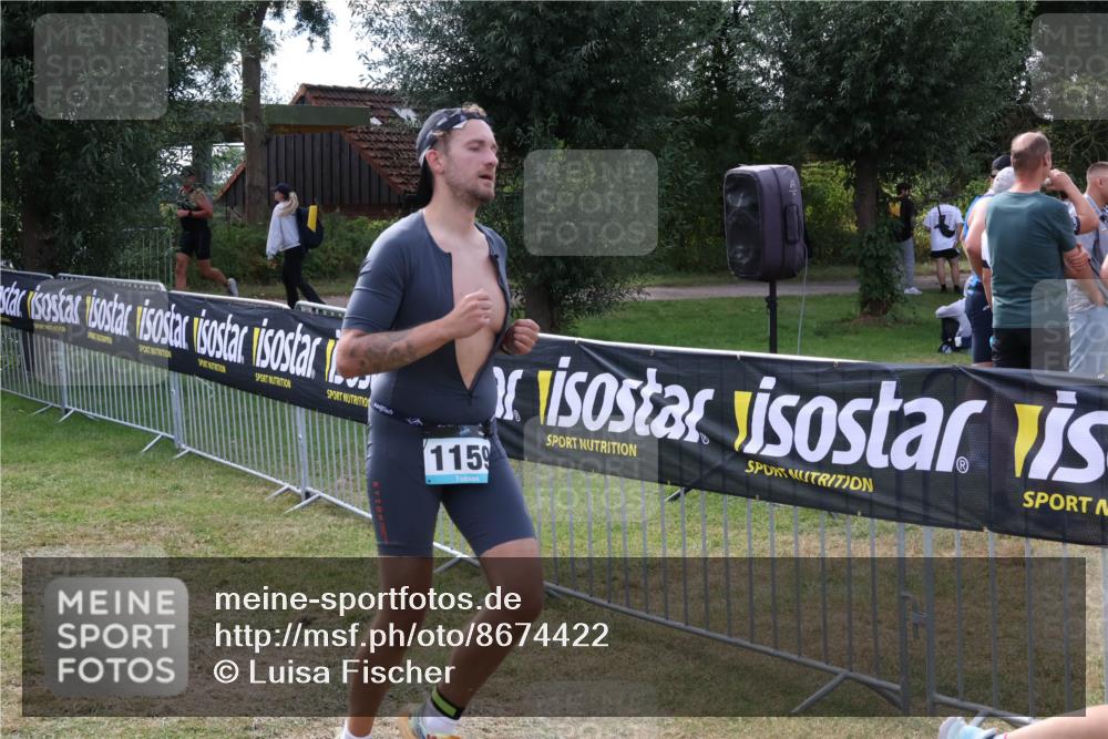 31.08.2025 - Elbe Triathlon Hamburg Luisa Fischer http://msf.ph/oto/8674422 31.08.2025 11:34:12 Laufen 1159 meine-sportfotos.de