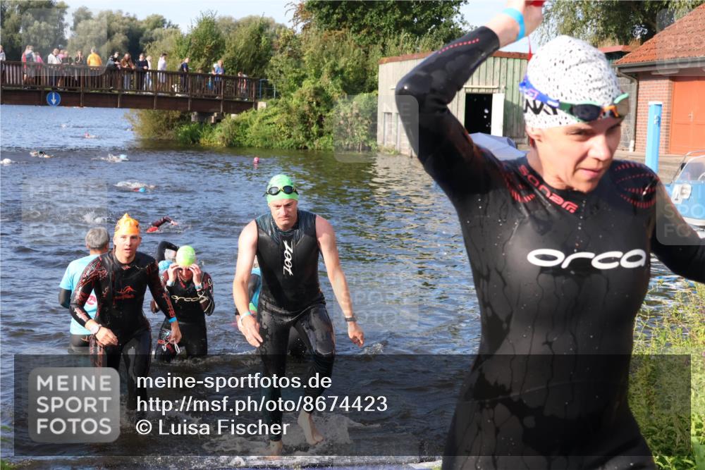 31.08.2025 - Elbe Triathlon Hamburg Luisa Fischer http://msf.ph/oto/8674423 31.08.2025 08:47:49 Schwimmen 249, 278, 282, 308, 316, 371 meine-sportfotos.de