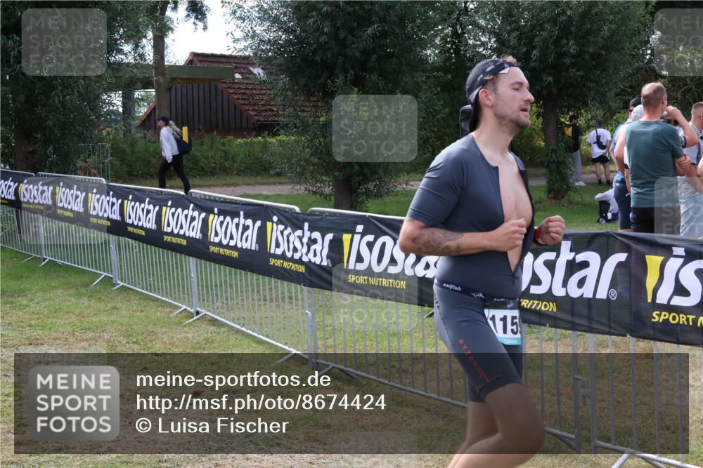 31.08.2025 - Elbe Triathlon Hamburg Luisa Fischer http://msf.ph/oto/8674424 31.08.2025 11:34:12 Laufen 115 meine-sportfotos.de