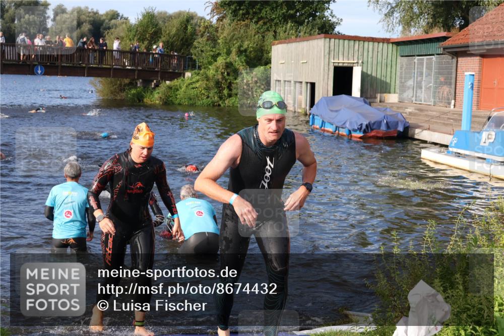 31.08.2025 - Elbe Triathlon Hamburg Luisa Fischer http://msf.ph/oto/8674432 31.08.2025 08:47:50 Schwimmen 249, 278, 282, 308, 316, 371 meine-sportfotos.de