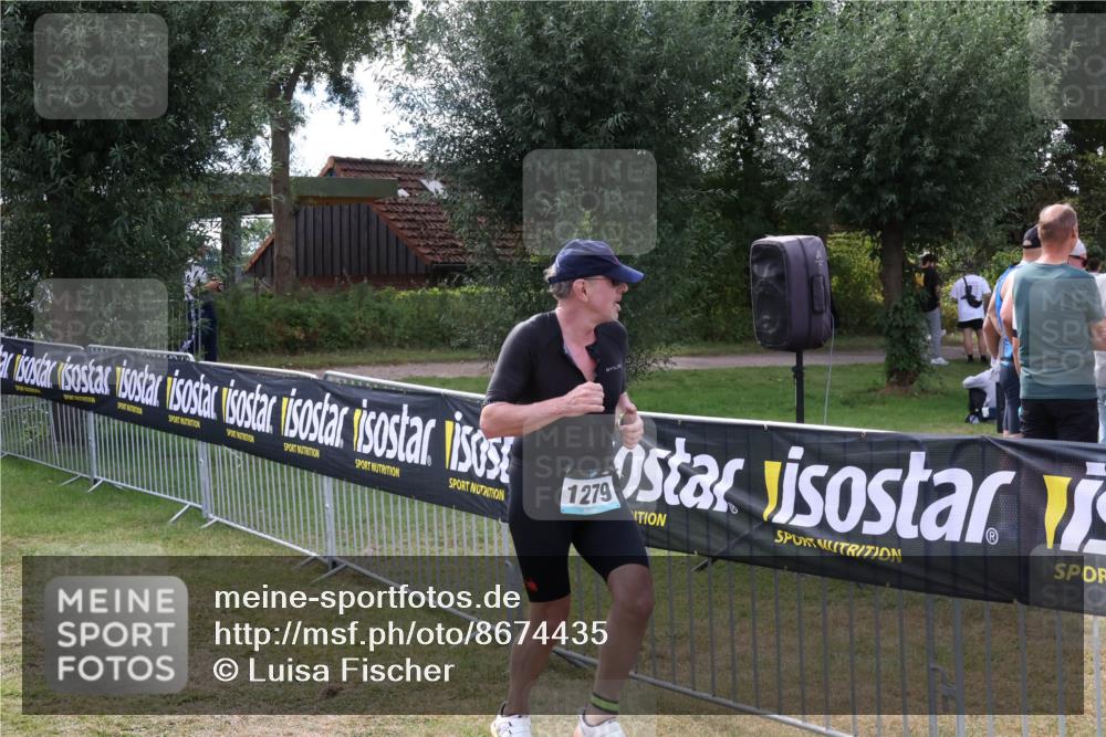 31.08.2025 - Elbe Triathlon Hamburg Luisa Fischer http://msf.ph/oto/8674435 31.08.2025 11:34:14 Laufen 1279 meine-sportfotos.de