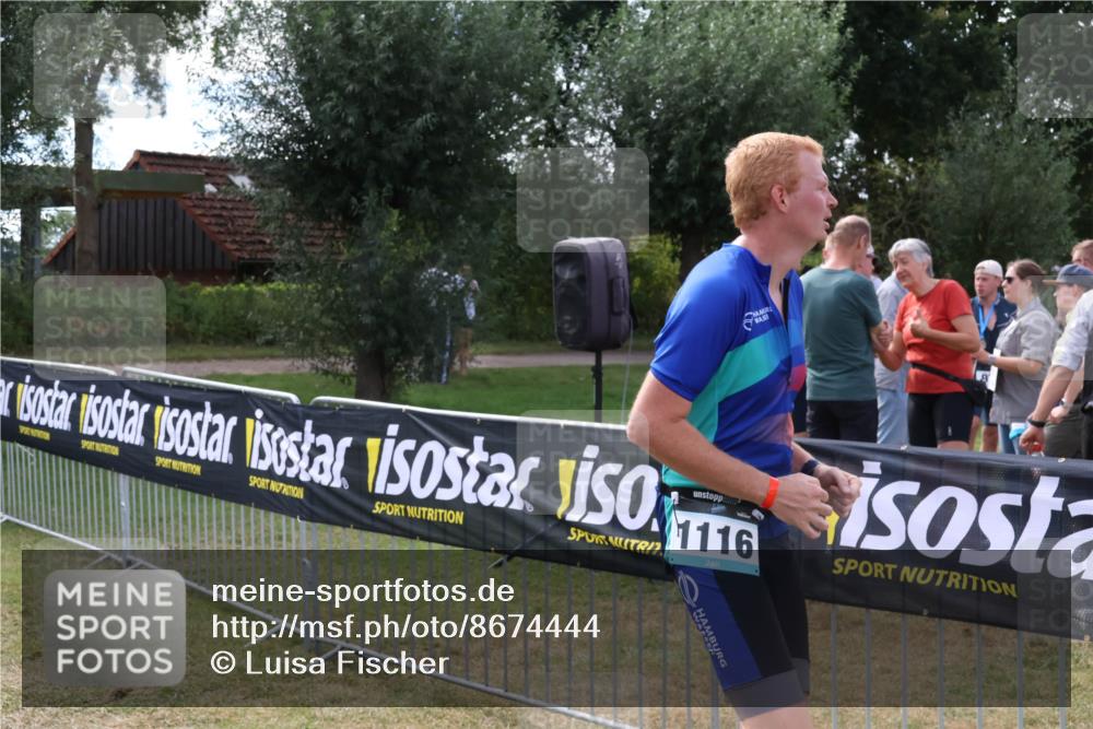 31.08.2025 - Elbe Triathlon Hamburg Luisa Fischer http://msf.ph/oto/8674444 31.08.2025 11:34:37 Laufen 1116 meine-sportfotos.de