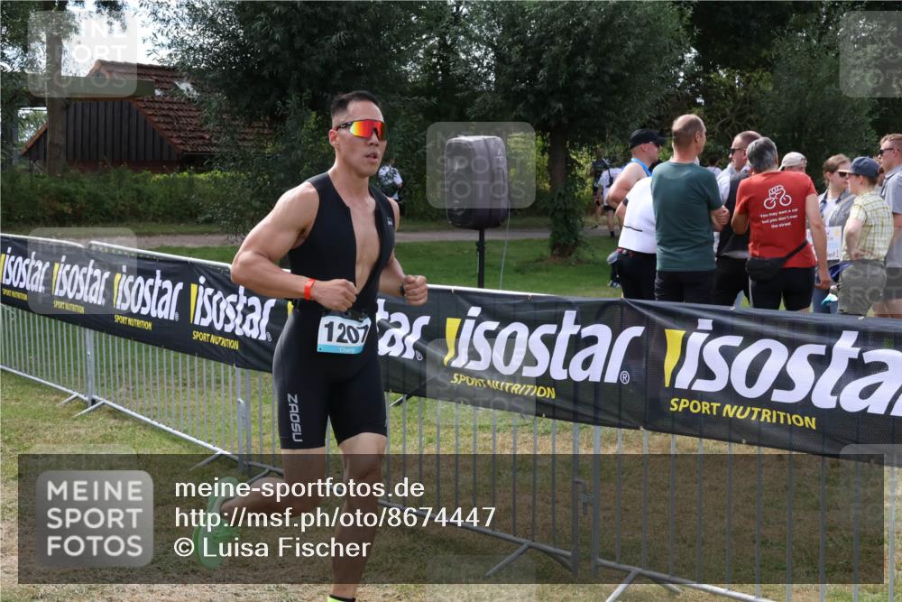 31.08.2025 - Elbe Triathlon Hamburg Luisa Fischer http://msf.ph/oto/8674447 31.08.2025 11:34:49 Laufen 1207 meine-sportfotos.de