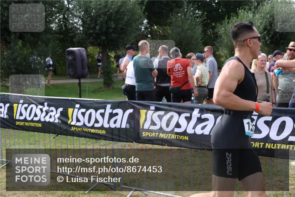 31.08.2025 - Elbe Triathlon Hamburg Luisa Fischer http://msf.ph/oto/8674453 31.08.2025 11:34:50 Laufen  meine-sportfotos.de