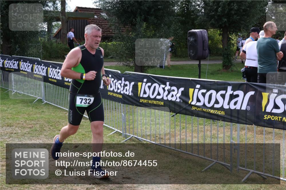 31.08.2025 - Elbe Triathlon Hamburg Luisa Fischer http://msf.ph/oto/8674455 31.08.2025 11:34:55 Laufen 732 meine-sportfotos.de