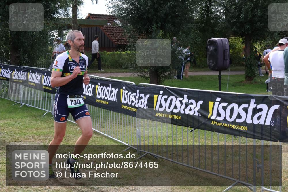 31.08.2025 - Elbe Triathlon Hamburg Luisa Fischer http://msf.ph/oto/8674465 31.08.2025 11:34:59 Laufen 730 meine-sportfotos.de