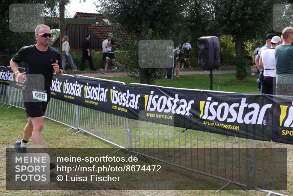 31.08.2025 - Elbe Triathlon Hamburg Luisa Fischer http://msf.ph/oto/8674472 31.08.2025 11:35:00 Laufen 666 meine-sportfotos.de