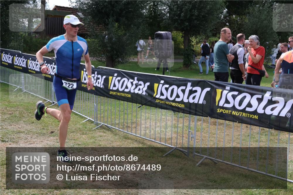 31.08.2025 - Elbe Triathlon Hamburg Luisa Fischer http://msf.ph/oto/8674489 31.08.2025 11:35:17 Laufen 722 meine-sportfotos.de