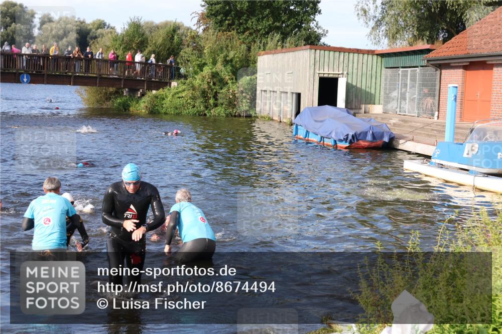 31.08.2025 - Elbe Triathlon Hamburg Luisa Fischer http://msf.ph/oto/8674494 31.08.2025 08:47:59 Schwimmen 258, 297, 308, 330, 341 meine-sportfotos.de