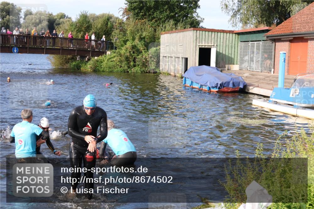 31.08.2025 - Elbe Triathlon Hamburg Luisa Fischer http://msf.ph/oto/8674502 31.08.2025 08:48:00 Schwimmen 258, 297, 330, 341 meine-sportfotos.de