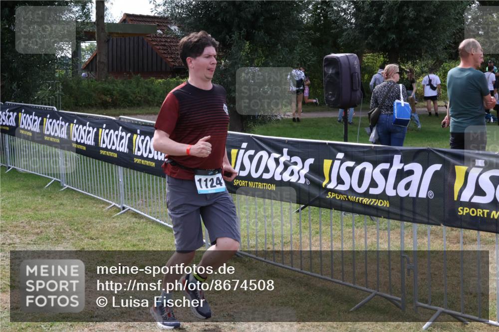 31.08.2025 - Elbe Triathlon Hamburg Luisa Fischer http://msf.ph/oto/8674508 31.08.2025 11:35:30 Laufen 1124 meine-sportfotos.de