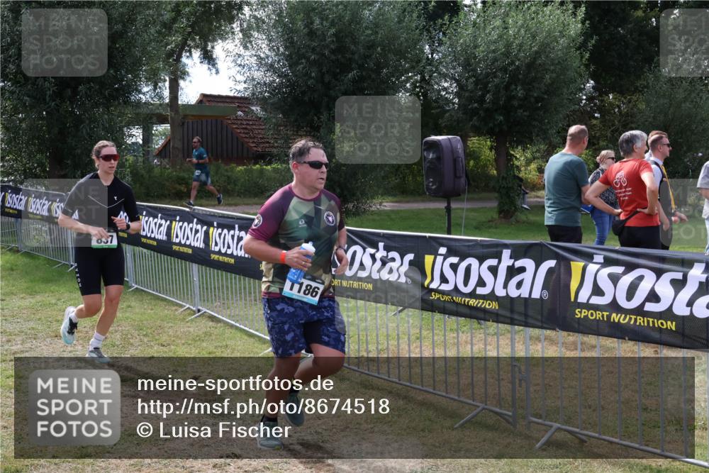 31.08.2025 - Elbe Triathlon Hamburg Luisa Fischer http://msf.ph/oto/8674518 31.08.2025 11:35:45 Laufen 037, 186 meine-sportfotos.de