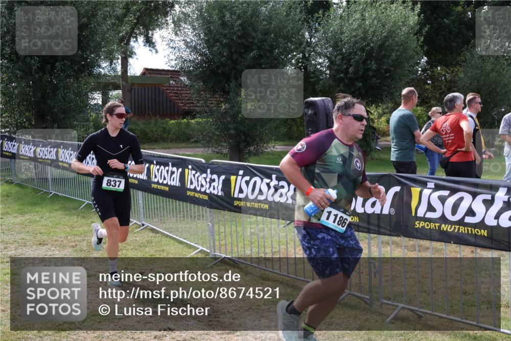 31.08.2025 - Elbe Triathlon Hamburg Luisa Fischer http://msf.ph/oto/8674521 31.08.2025 11:35:45 Laufen 837, 1186 meine-sportfotos.de