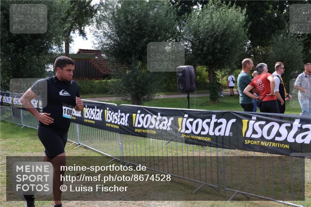 31.08.2025 - Elbe Triathlon Hamburg Luisa Fischer http://msf.ph/oto/8674528 31.08.2025 11:35:47 Laufen 108 meine-sportfotos.de