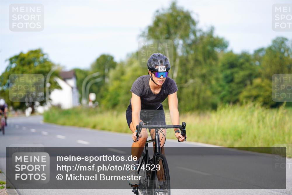 31.08.2025 - Elbe Triathlon Hamburg Michael Burmester http://msf.ph/oto/8674529 31.08.2025 10:15:13 Radfahren 707, 740, 835, 864 meine-sportfotos.de