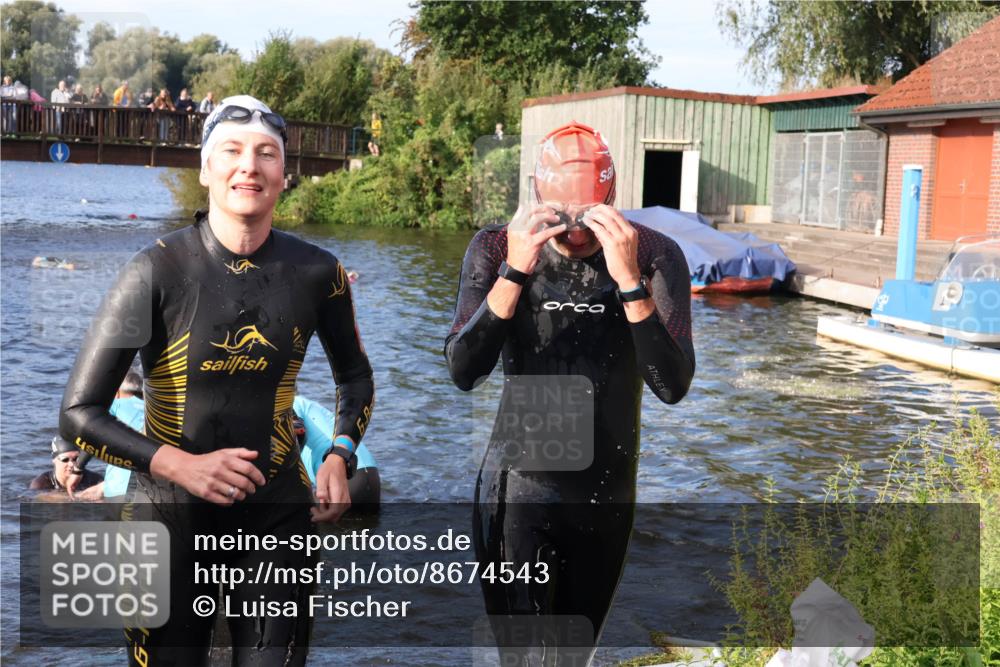 31.08.2025 - Elbe Triathlon Hamburg Luisa Fischer http://msf.ph/oto/8674543 31.08.2025 08:48:06 Schwimmen 258, 297, 299, 329, 330, 341 meine-sportfotos.de
