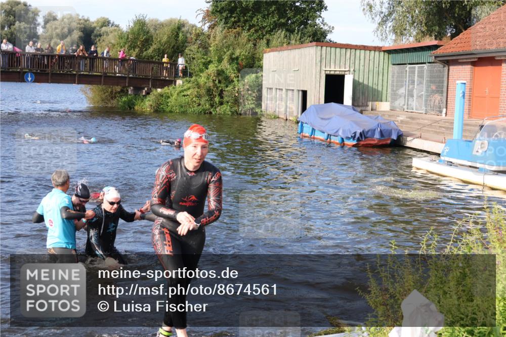 31.08.2025 - Elbe Triathlon Hamburg Luisa Fischer http://msf.ph/oto/8674561 31.08.2025 08:48:08 Schwimmen 258, 297, 299, 329, 341 meine-sportfotos.de