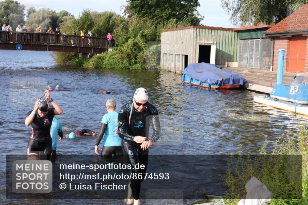 31.08.2025 - Elbe Triathlon Hamburg Luisa Fischer http://msf.ph/oto/8674593 31.08.2025 08:48:11 Schwimmen 258, 299, 329, 365 meine-sportfotos.de
