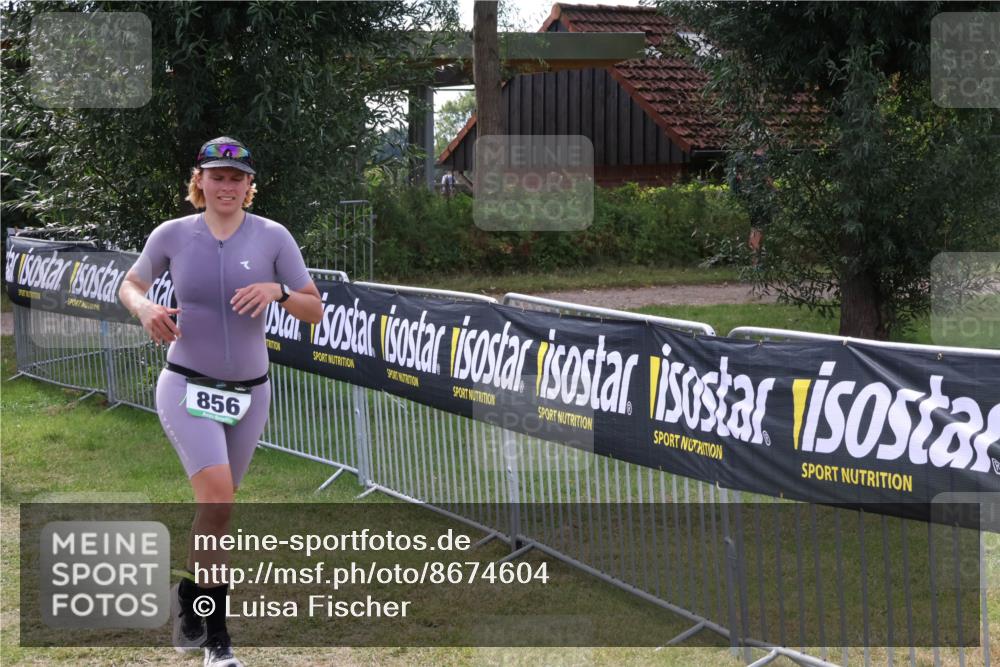31.08.2025 - Elbe Triathlon Hamburg Luisa Fischer http://msf.ph/oto/8674604 31.08.2025 11:36:36 Laufen 856 meine-sportfotos.de