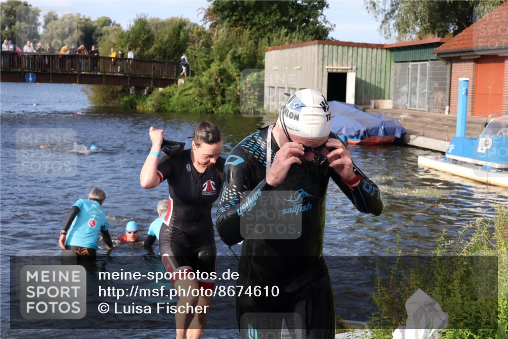 31.08.2025 - Elbe Triathlon Hamburg Luisa Fischer http://msf.ph/oto/8674610 31.08.2025 08:48:13 Schwimmen 299, 329, 365 meine-sportfotos.de