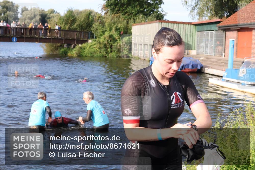 31.08.2025 - Elbe Triathlon Hamburg Luisa Fischer http://msf.ph/oto/8674621 31.08.2025 08:48:15 Schwimmen 299, 329, 365 meine-sportfotos.de