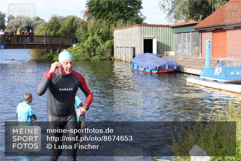 31.08.2025 - Elbe Triathlon Hamburg Luisa Fischer http://msf.ph/oto/8674653 31.08.2025 08:48:44 Schwimmen 289, 377 meine-sportfotos.de