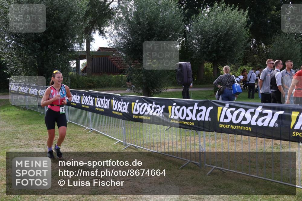 31.08.2025 - Elbe Triathlon Hamburg Luisa Fischer http://msf.ph/oto/8674664 31.08.2025 11:36:55 Laufen 78 meine-sportfotos.de